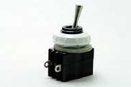 Spínač 250V 2A