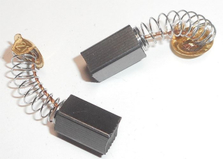 Uhlík 7.5x6,5x12.5mm - pár