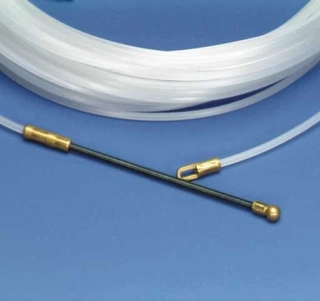 Pero protahovací 4mm 20m